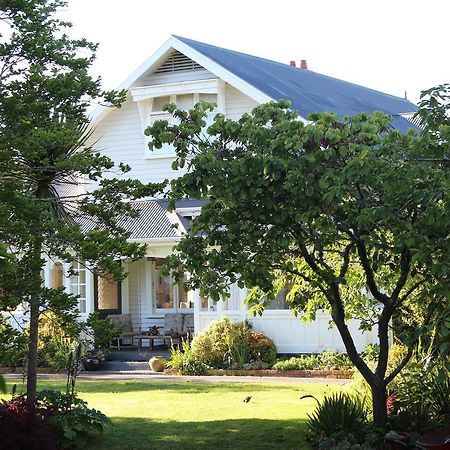 Browns Boutique Bed And Breakfast 왕거누이 외부 사진