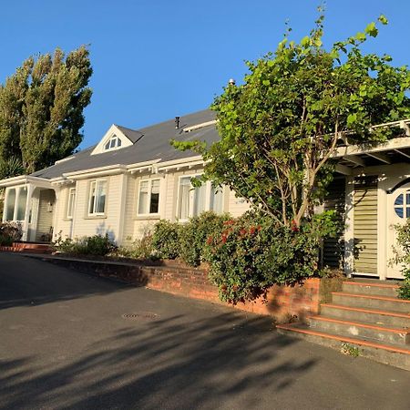 Browns Boutique Bed And Breakfast 왕거누이 외부 사진