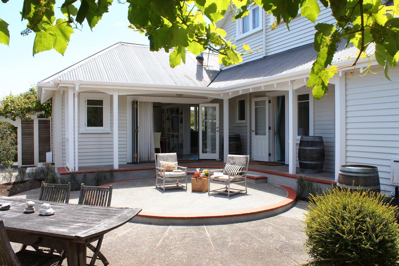 Browns Boutique Bed And Breakfast 왕거누이 외부 사진
